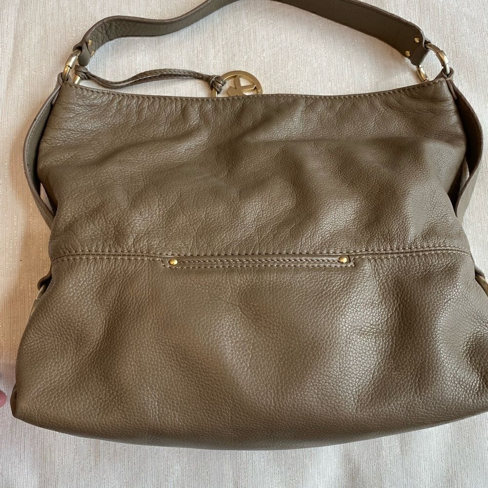 Michael Kors Austin Leather Large Shoulder Tote - Picture 9 of 15
